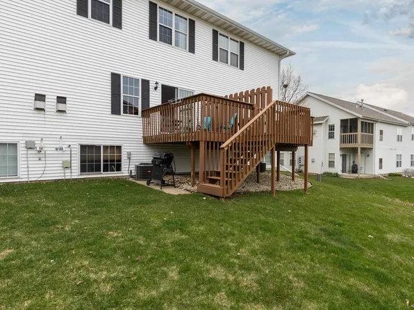 573 Kelvington Drive #3, Sun Prairie, WI 53590
