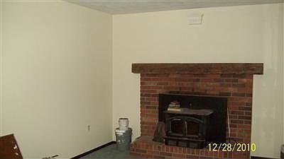 5th image of 9800 Bunker Hwy