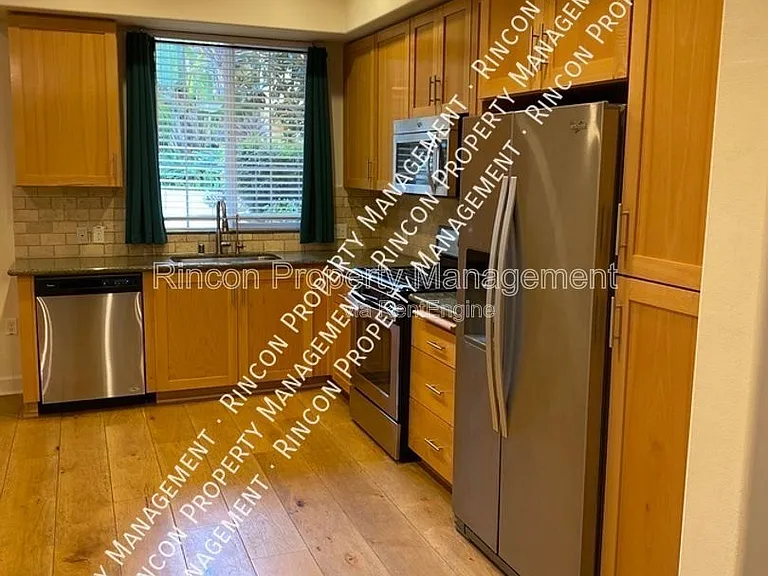 130 N Garden St #1107 — Photo 5