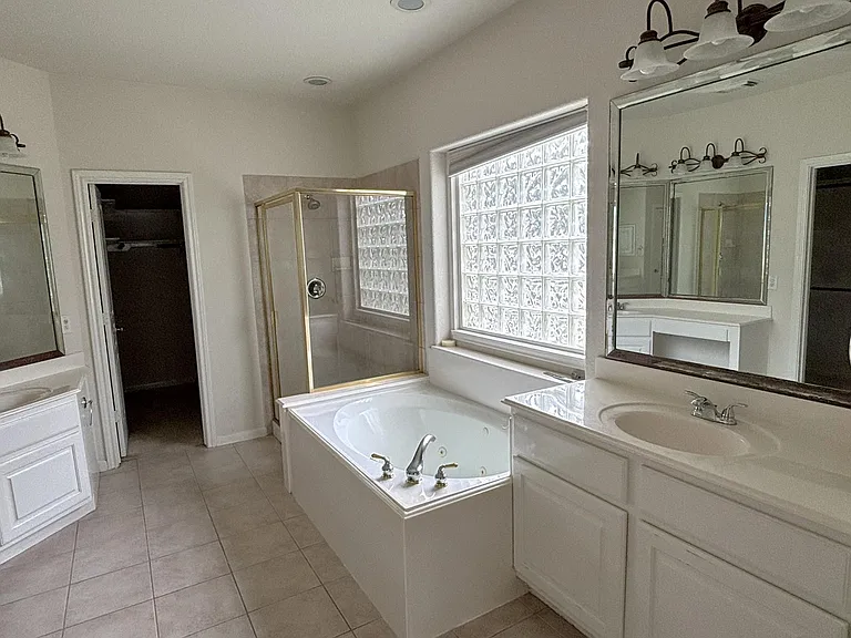 19538 Piney Lake Dr — Photo 16
