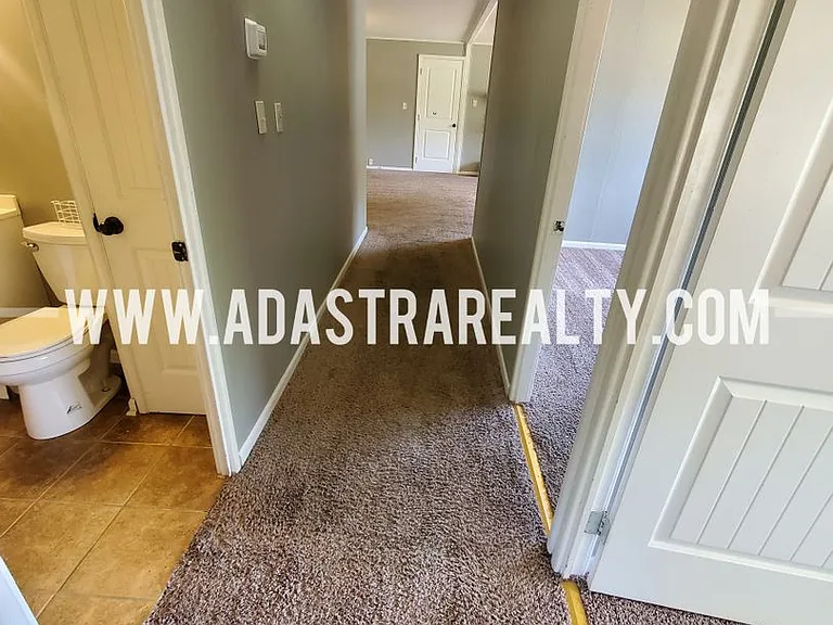 6011 N Forest Ave — Photo 11