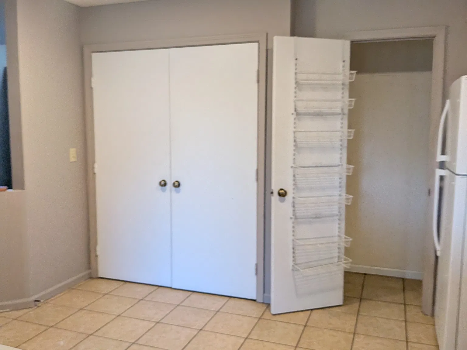 3 bed, 1270 sqft, $1,595 — Photo 2