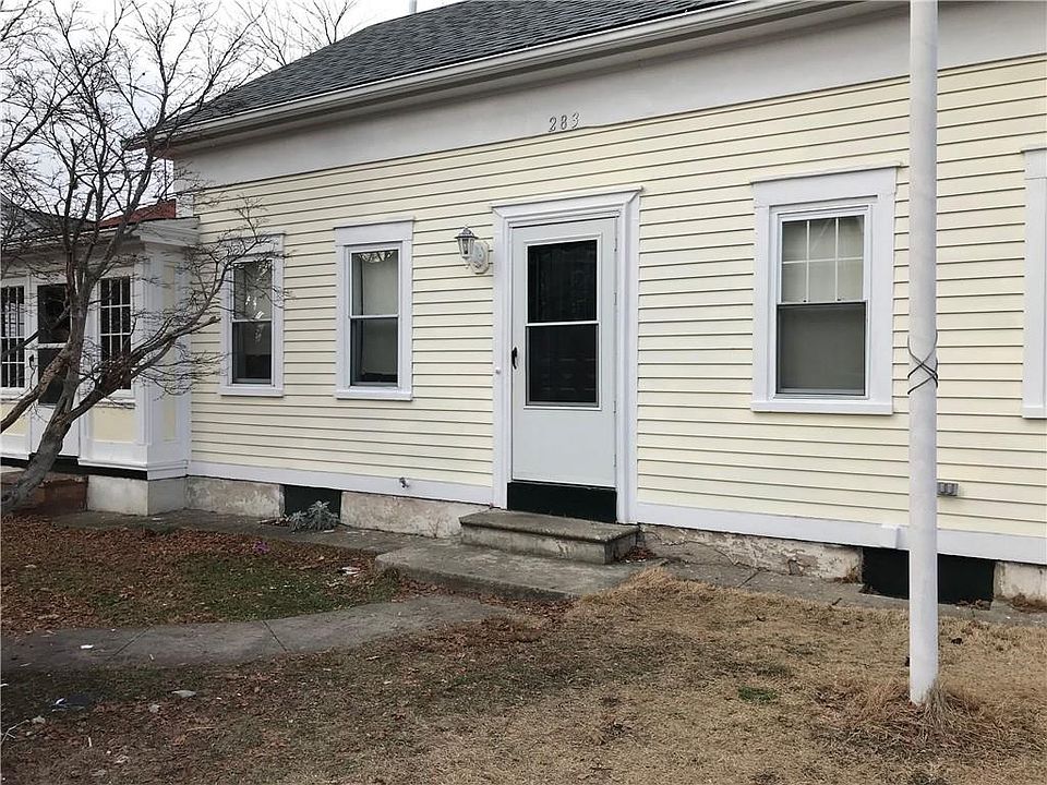 283 Knight St, Warwick, RI 02886 Zillow