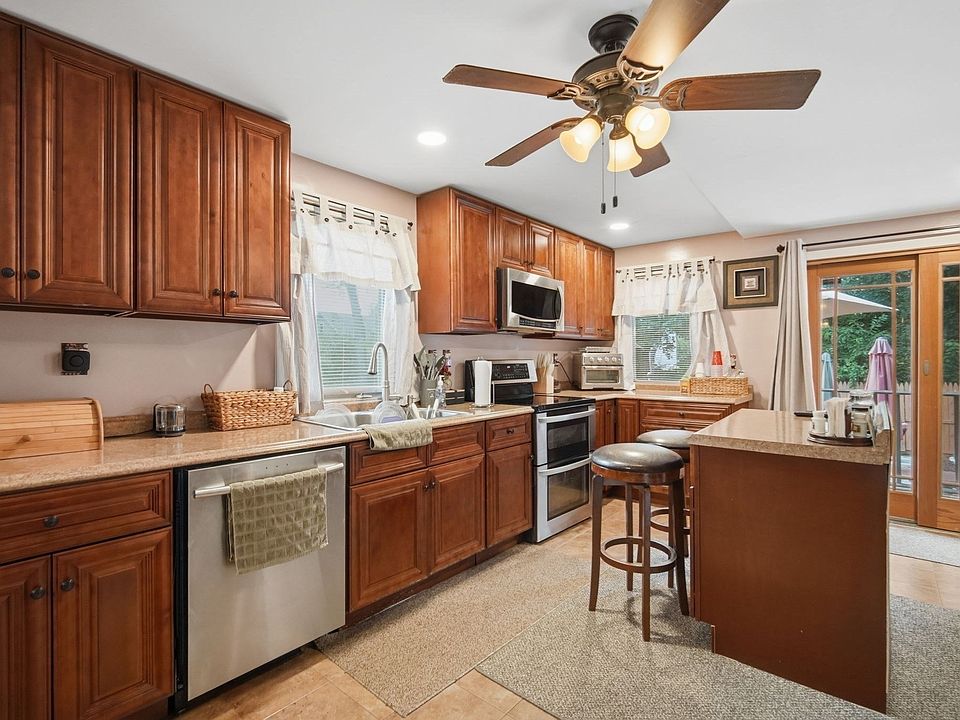 1st image of 28 Dalton Pl