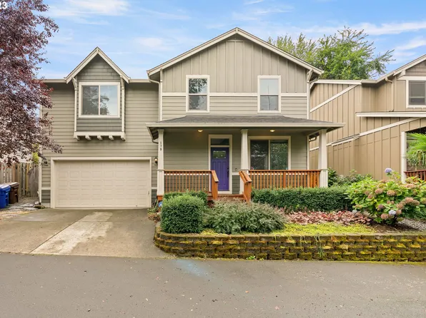 179 Crestwood St, Fairview, OR 97024