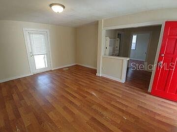 3rd image of 1015 Plateau Ave