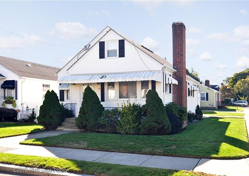 2nd image of 58 Farm St