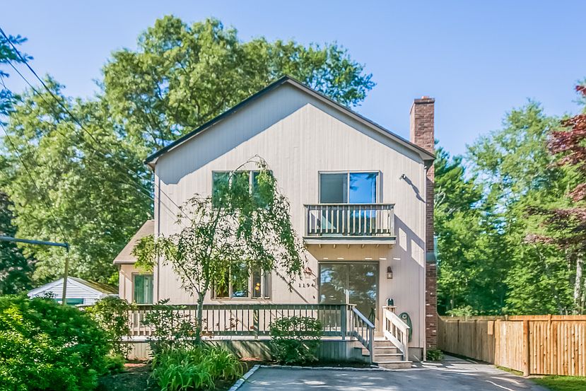 1194 Sassaquin Ave, New Bedford, MA 02745 Zillow