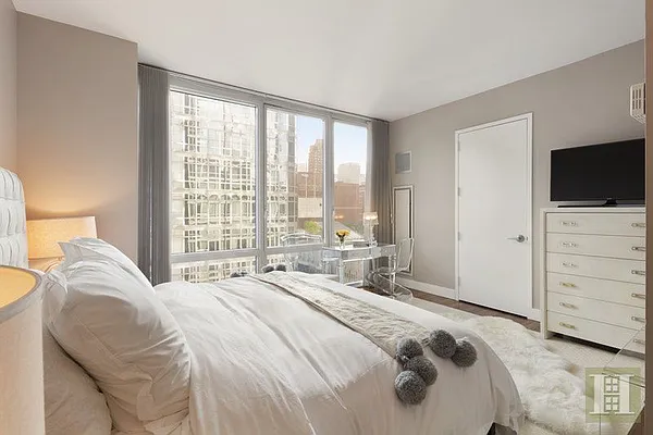 Sold by Halstead Real Estate | media 6