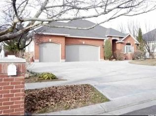 867 E Rosefield Ln, Draper, UT 84020