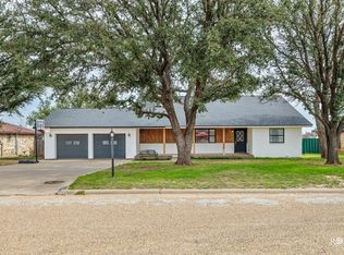 35 Bella Vis, Ballinger, TX 76821
