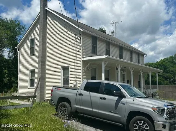 46 Lyman Street, Hoosick Falls, NY 12090