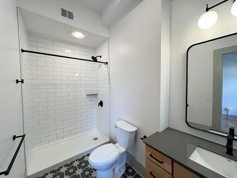 1338 Main Street — Photo 15