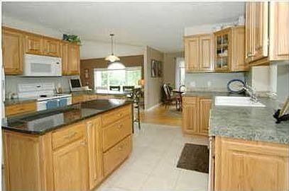 2nd image of 6769 Juneview Dr NE
