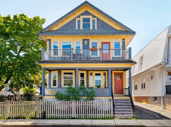 61 North St #1, Somerville, MA 02144
