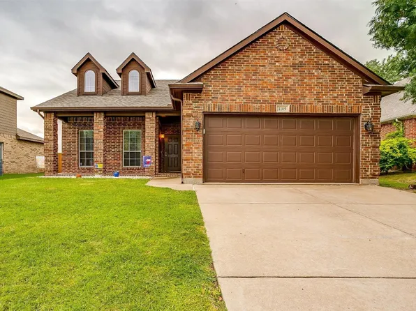 1109 Vista View Dr, Burleson, TX 76028