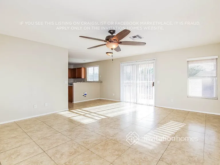 12816 N 122nd Dr — Photo 5