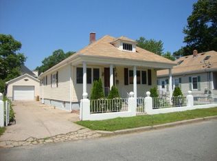 32 Jane St, Pawtucket, RI 02860