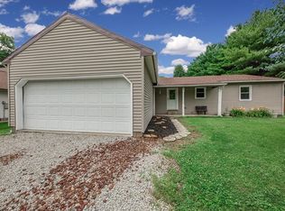 921 Black Foot Trl, Jamestown, OH