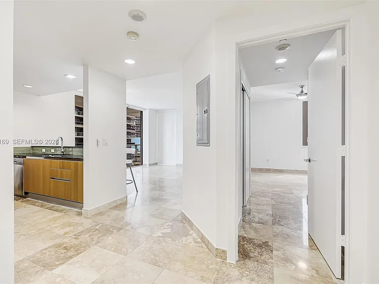 1050 Brickell Ave #2320 — Photo 6