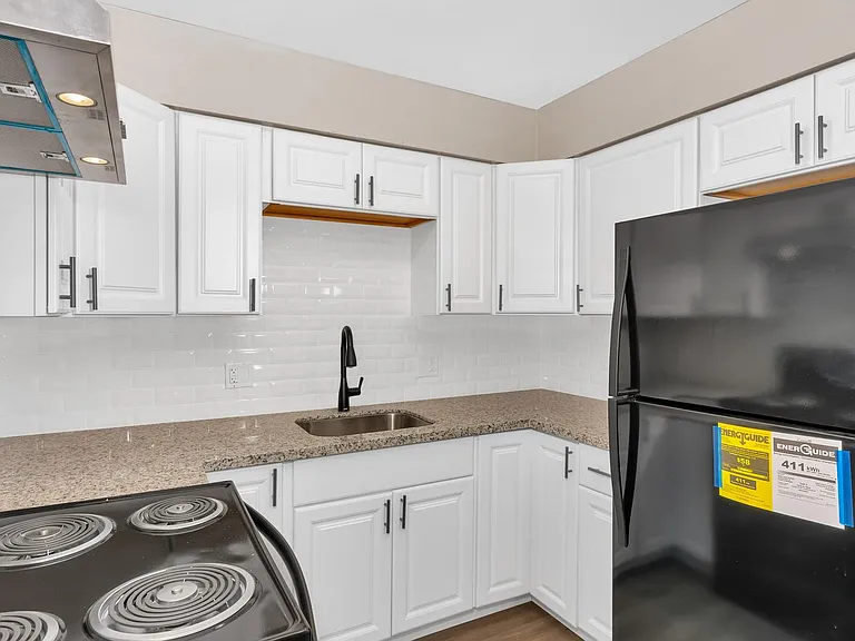 3079 E Weldon Ave #102 — Photo 3