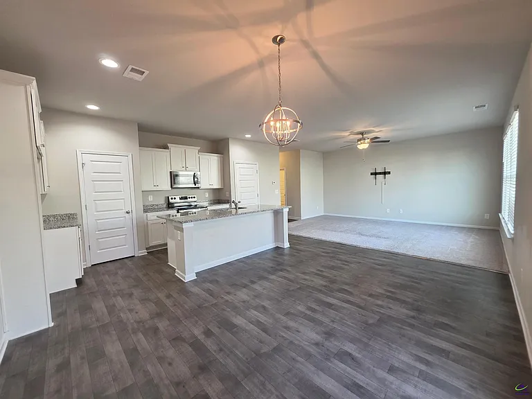 136 Red Birch Ln — Photo 5