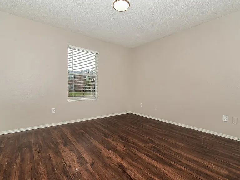 1476 Hickory Creek Ln — Photo 13