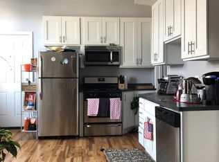 1826 W Cermak Rd APT 2R, Chicago, IL 60608