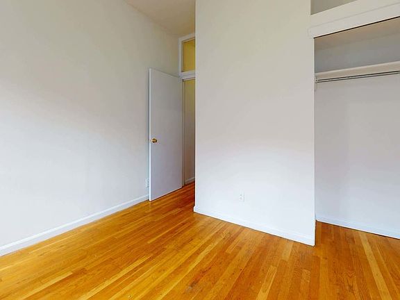 5th image of 525 E 83rd St #4E1
