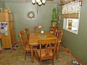 4th image of 132 Lincoln Pl