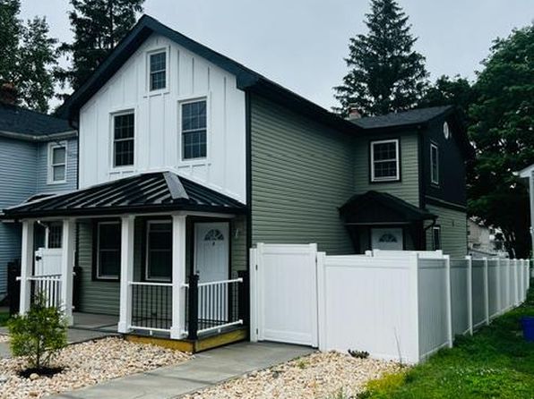 18 Lincoln Ave