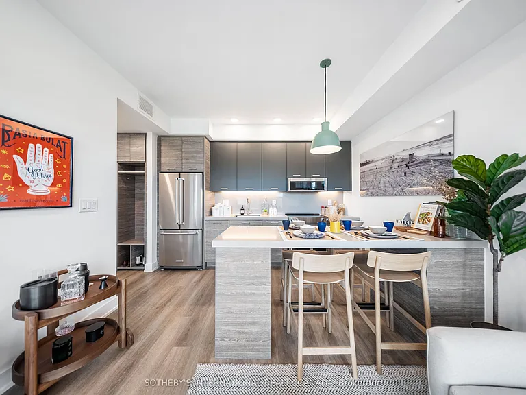 484 Spadina Ave #601 — Photo 11
