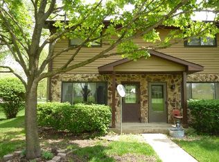 54 S Ruga Ct, Addison, IL 60101