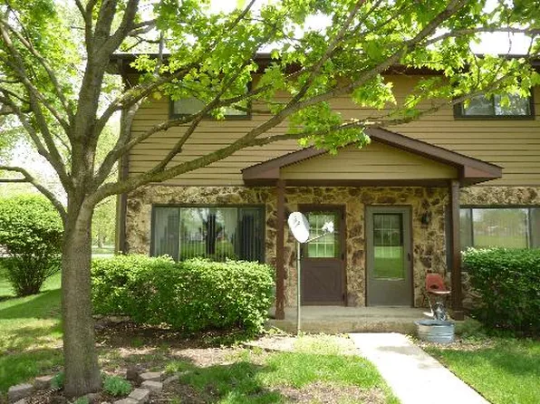 54 S Ruga Ct, Addison, IL 60101