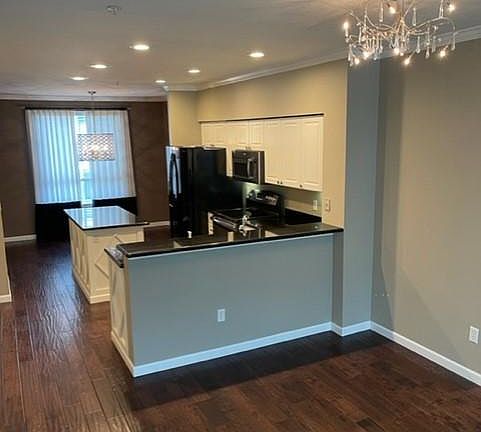 4th image of 16125 Juanita Woodinville Way NE Unit 904