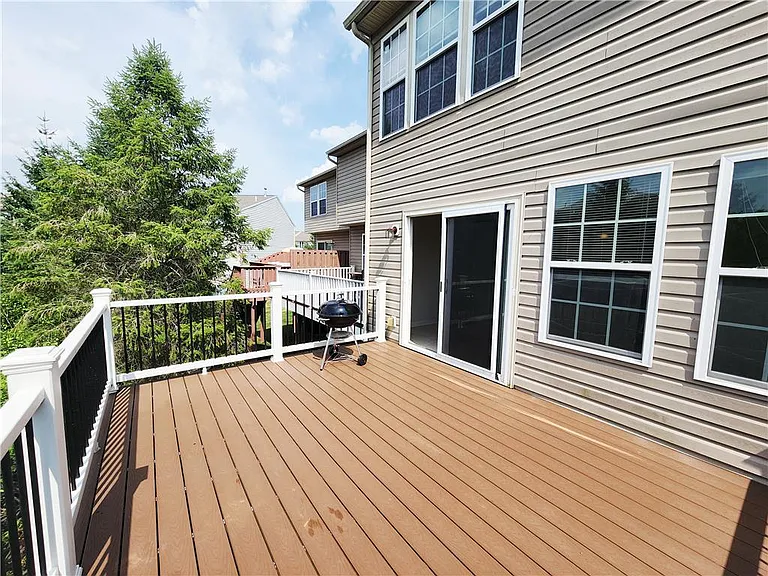 1073 Sparrow Way — Photo 20