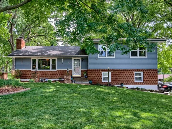 3 NE 81st St, Kansas City, MO 64118