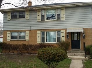 8230 W Grantosa Dr, Milwaukee, WI