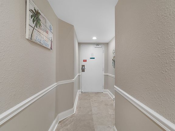 4th image of 205 74th Ave. N #603