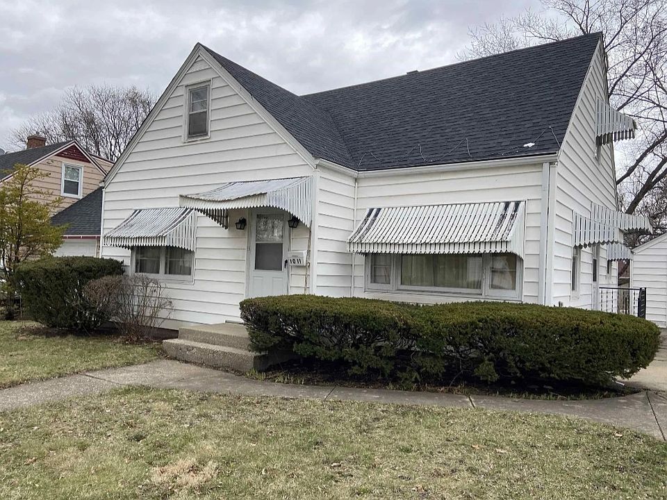 1st image of 1011 N Sunset Ave