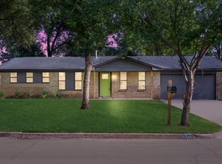 516 E F St, Jenks, OK 74037