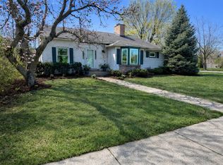 108 Beverly Pl, Munster, IN