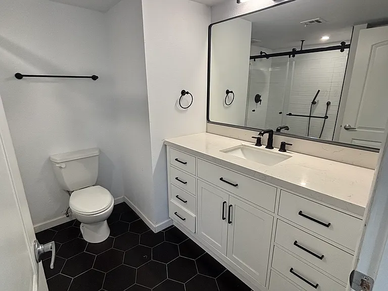 4925 N 73rd St #17 — Photo 9