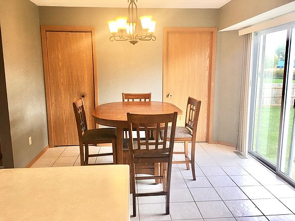4th image of 3843 Northline Dr