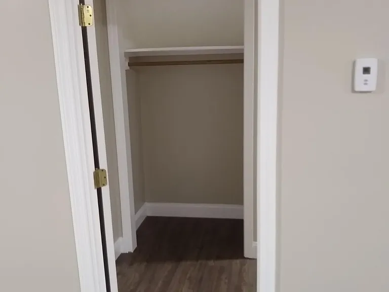 49 Westminster Ave #1 — Photo 28