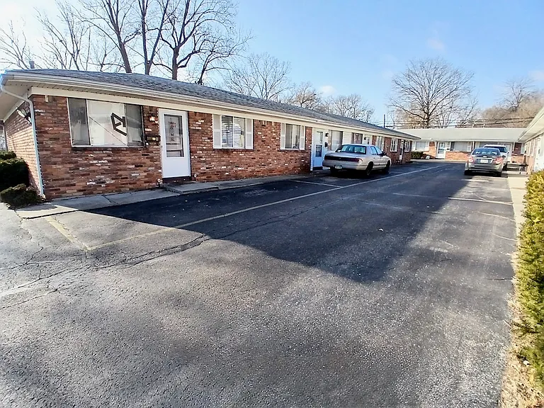 5517 Douglas Rd — Photo 11