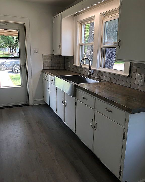 1st image of 1501 Eddy Ave