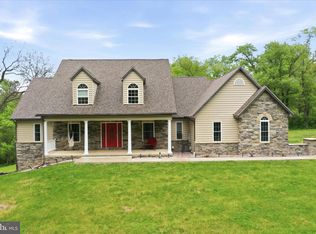 117 Beverly Ln, Falling Waters, WV 25419