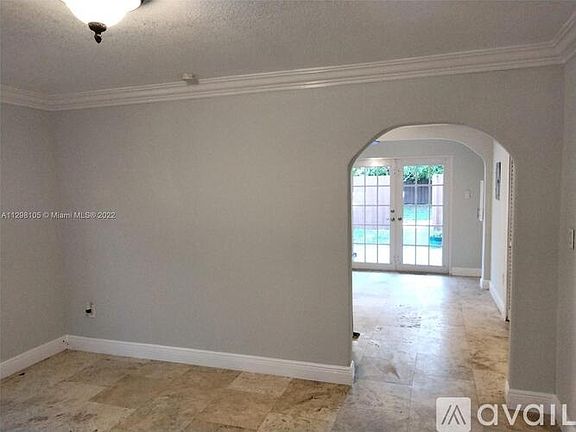 4th image of 1378 SW 26th Ave