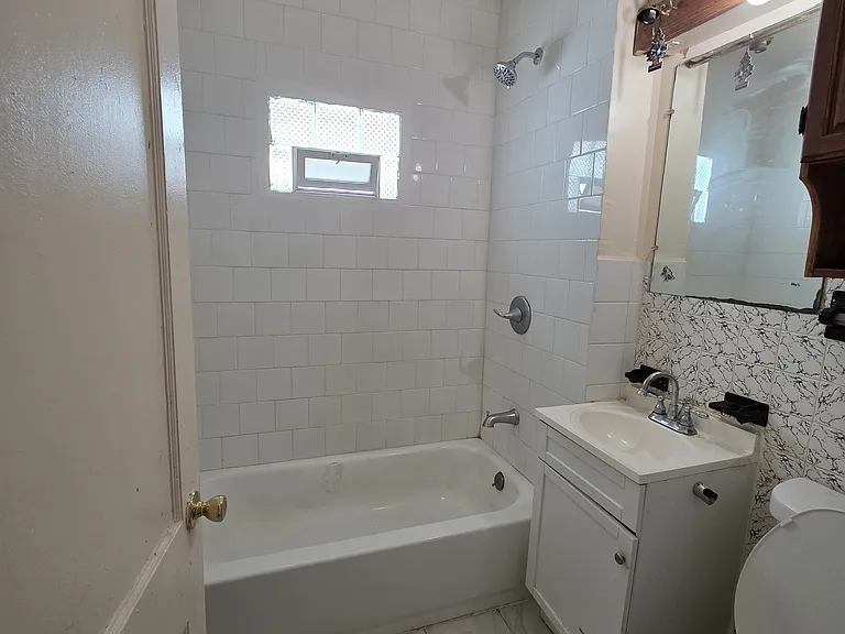 56 Hazelwood Ave — Photo 11